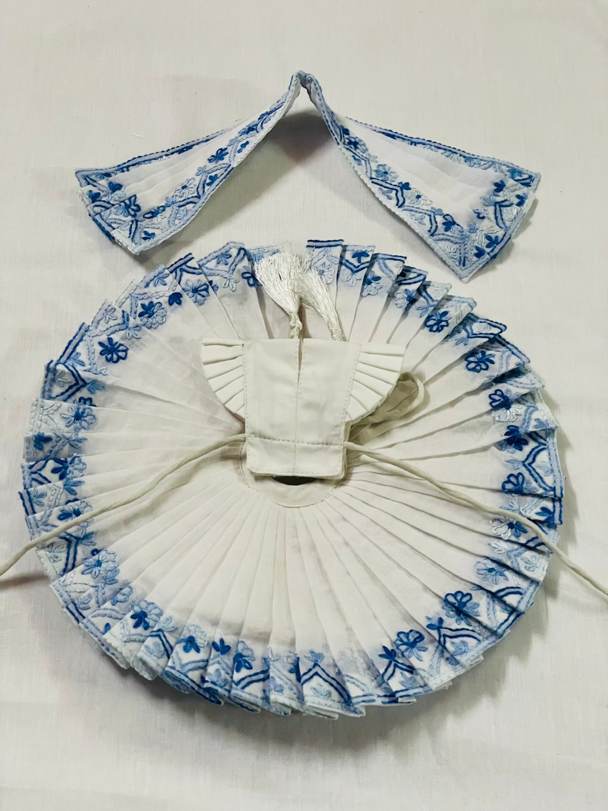  white anchor work handwork 